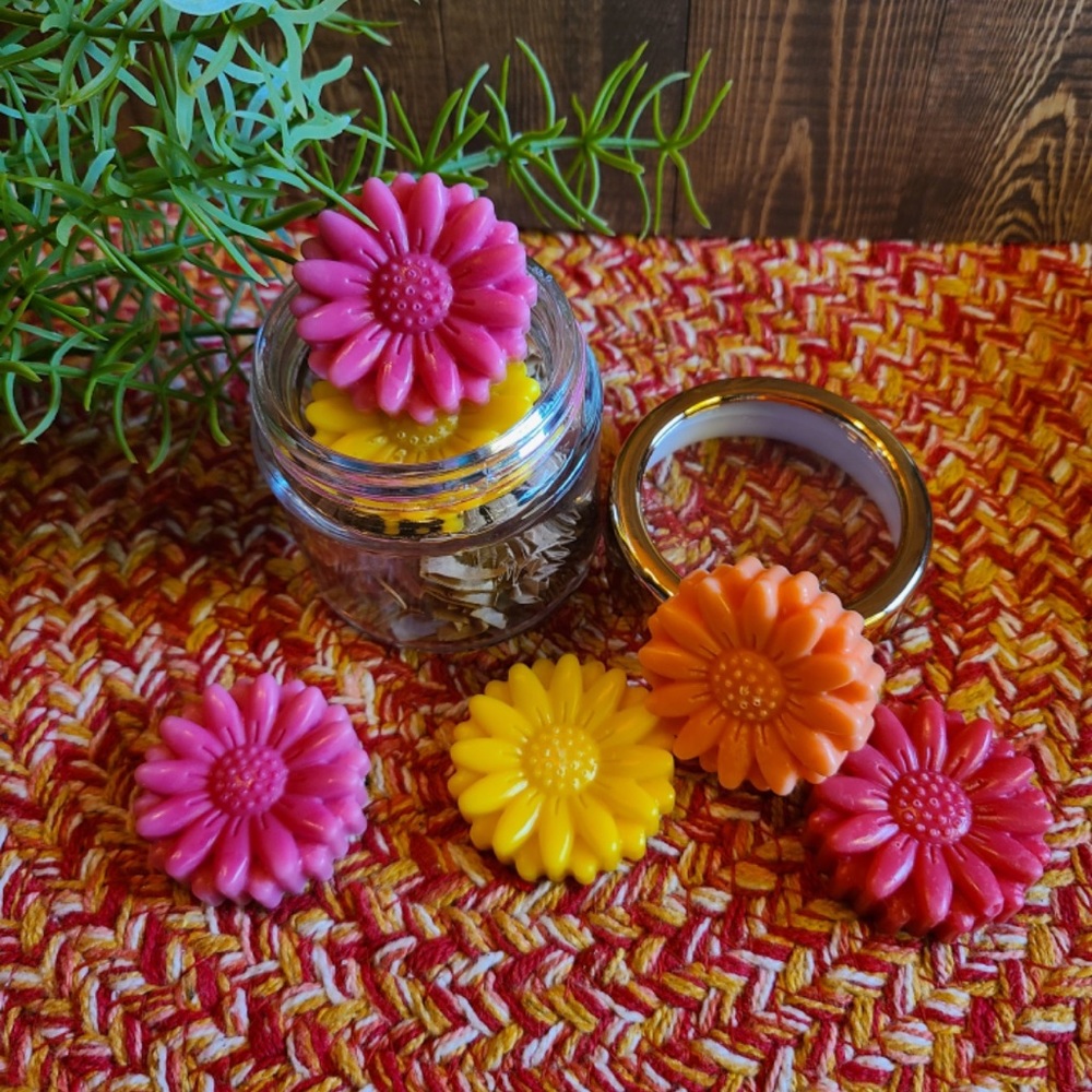 Hand mande Candles - Picture 13 of 16